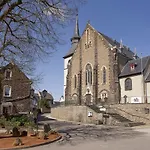 Keller Hoehe 3*