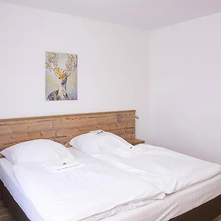 Keller Hoehe 3* Andernach