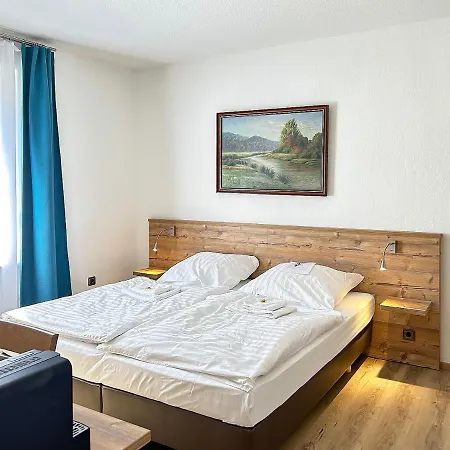 Keller Hoehe Oda ve Kahvaltı Andernach